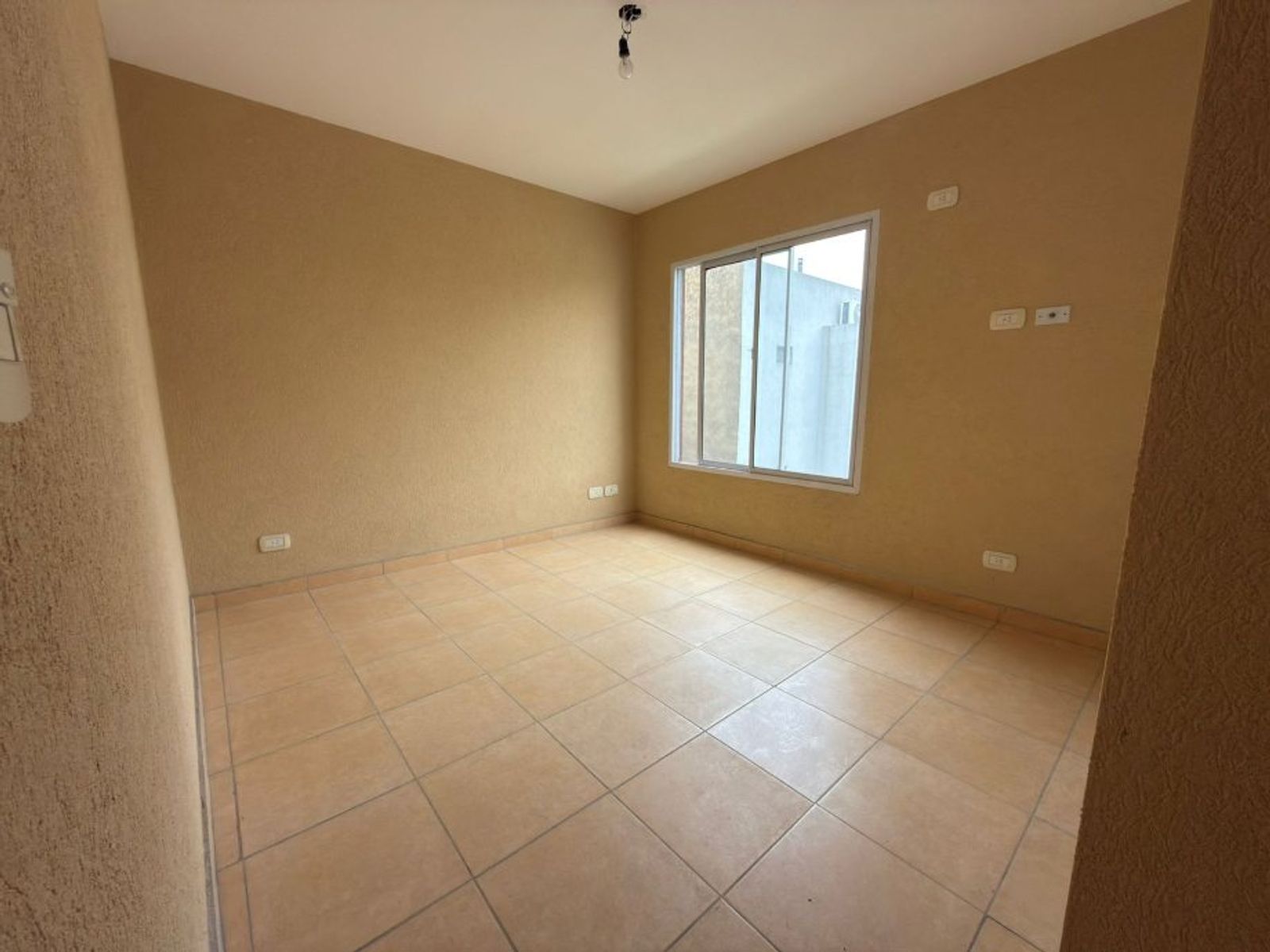 DEPARTAMENTO DE 2 AMBIENTES EN VENTA - MORON SUR - 4