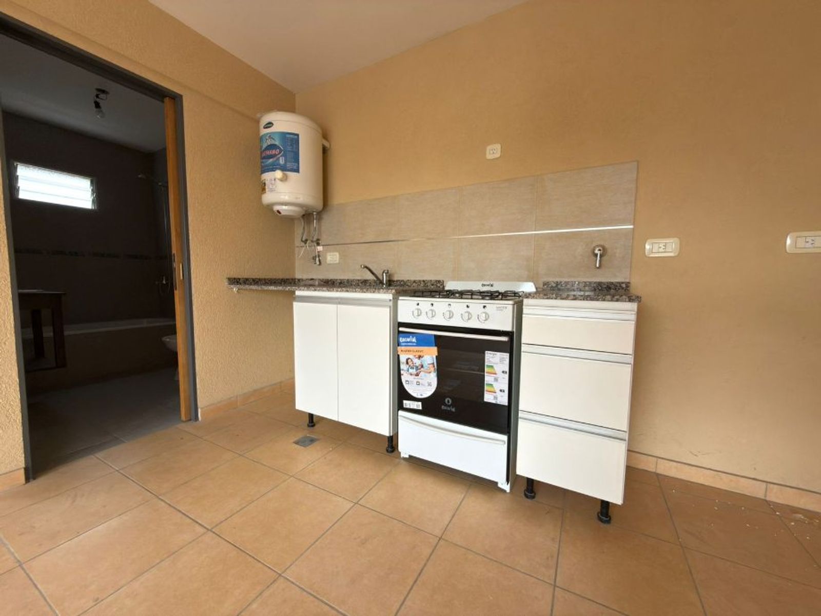 DEPARTAMENTO DE 2 AMBIENTES EN VENTA - MORON SUR - 5