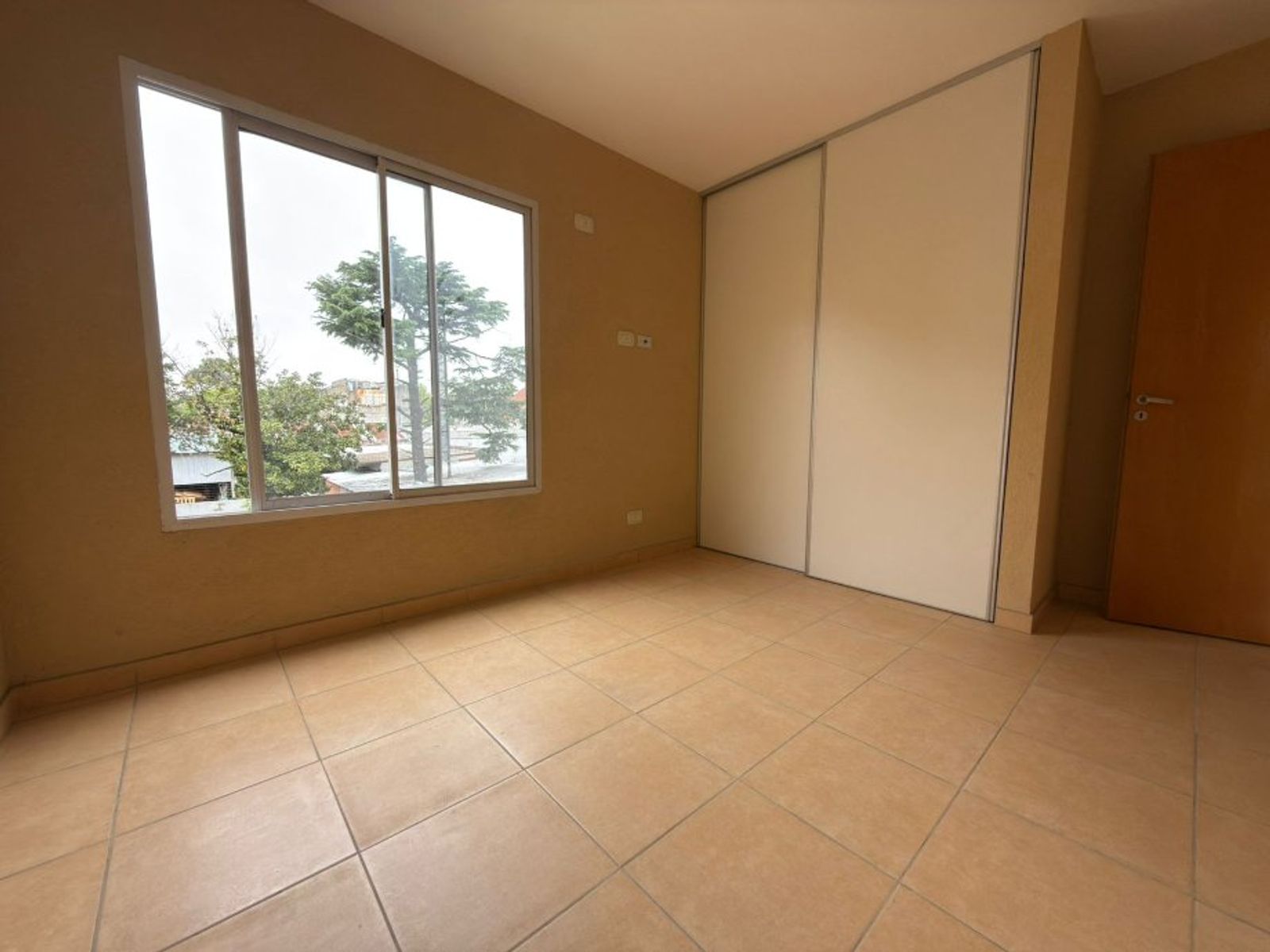 DEPARTAMENTO DE 2 AMBIENTES EN VENTA - MORON SUR - 8