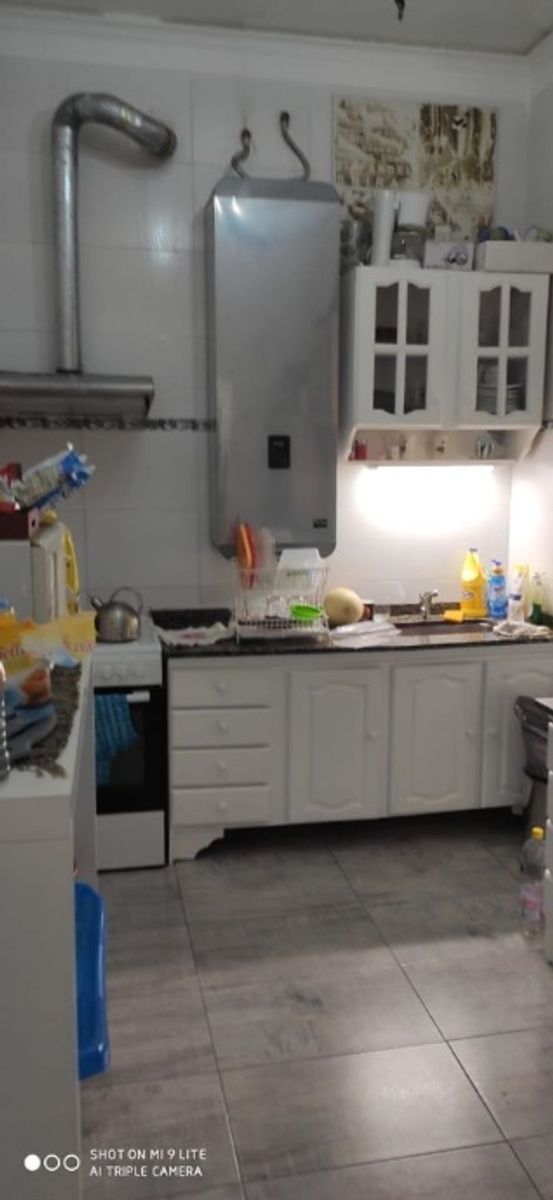 CASA PH DE 3 AMBIENTES EN VENTA - MORON CENTRO - 14