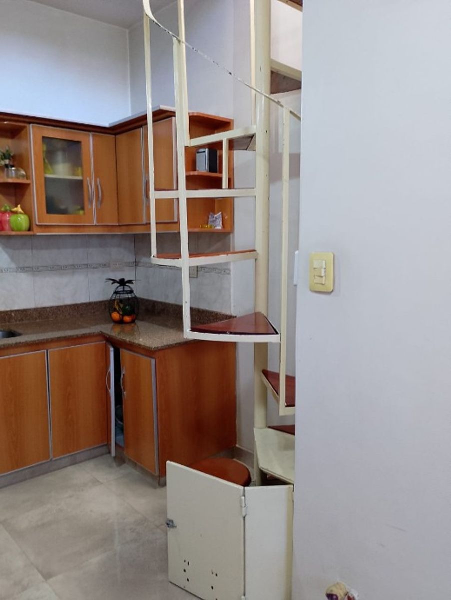CASA PH DE 3 AMBIENTES EN VENTA - MORON NORTE - 8
