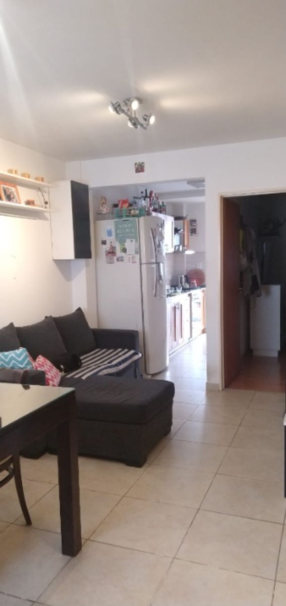 DEPARTAMENTO DE 2 AMBIENTES EN PLANTA BAJA EN VENTA - CASTELAR NORTE - 4