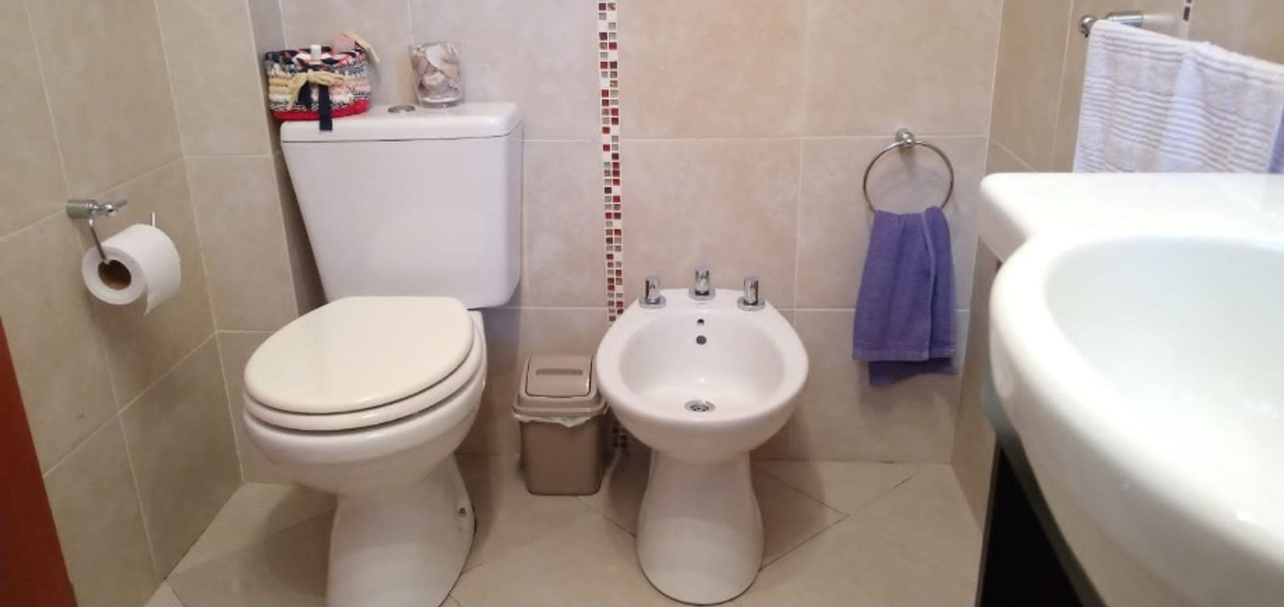 DEPARTAMENTO DE 2 AMBIENTES EN PLANTA BAJA EN VENTA - CASTELAR NORTE - 12