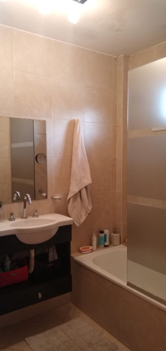 DEPARTAMENTO DE 2 AMBIENTES EN PLANTA BAJA EN VENTA - CASTELAR NORTE - 14