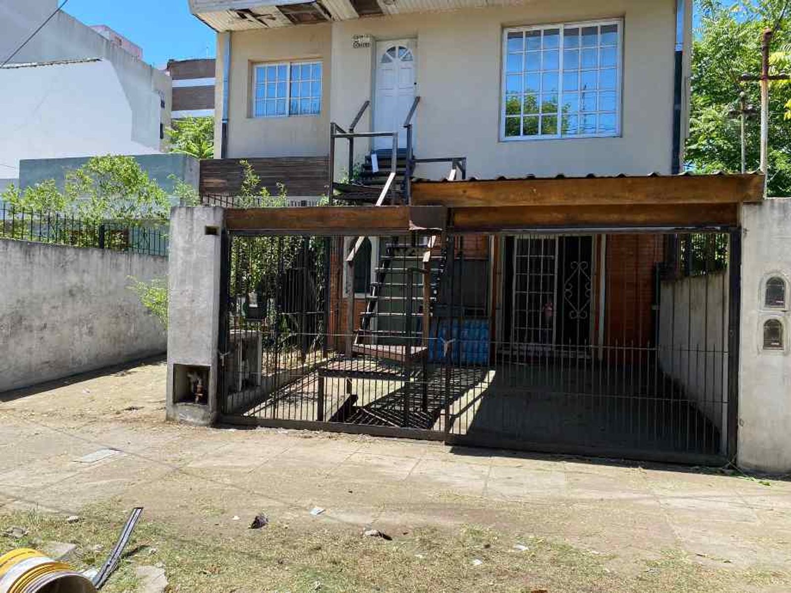 CHALET PH DE 6 AMBIENTES IDEAL 2 FAMILIAS - MORON CENTRO - 2
