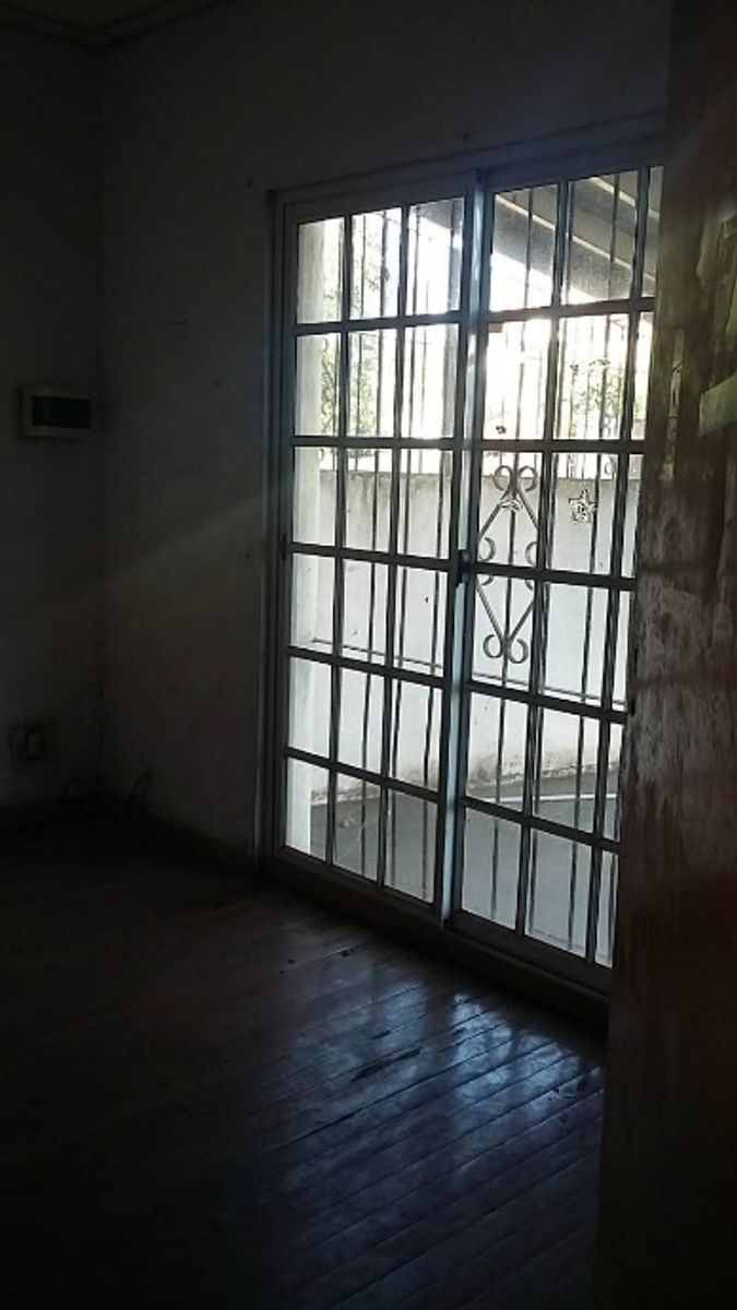 CHALET PH DE 6 AMBIENTES IDEAL 2 FAMILIAS - MORON CENTRO - 5