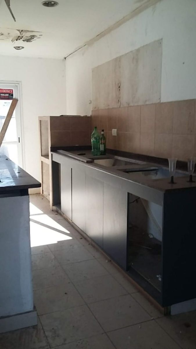 CHALET PH DE 6 AMBIENTES IDEAL 2 FAMILIAS - MORON CENTRO - 16