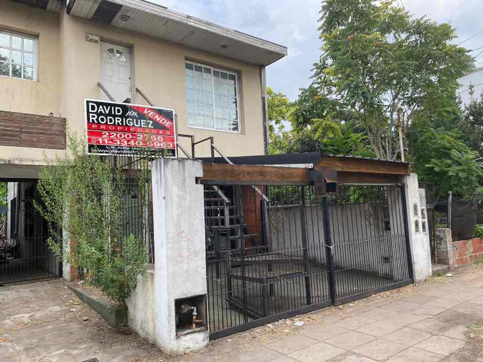 CHALET PH DE 6 AMBIENTES IDEAL 2 FAMILIAS - MORON CENTRO - 23