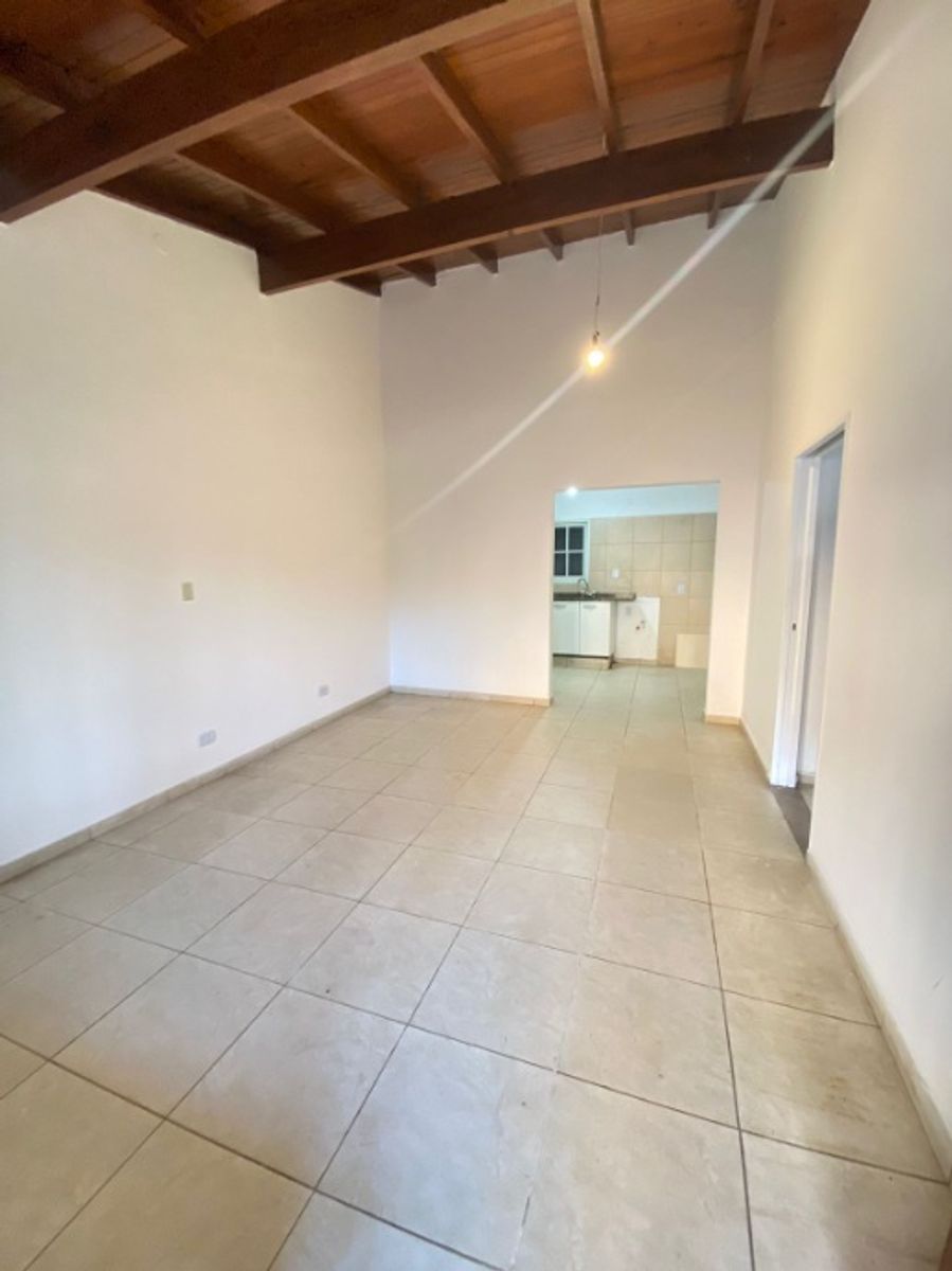 DEPARTAMENTO DE 3 AMBIENTES EN PLANTA BAJA - CASTELAR NORTE - 8
