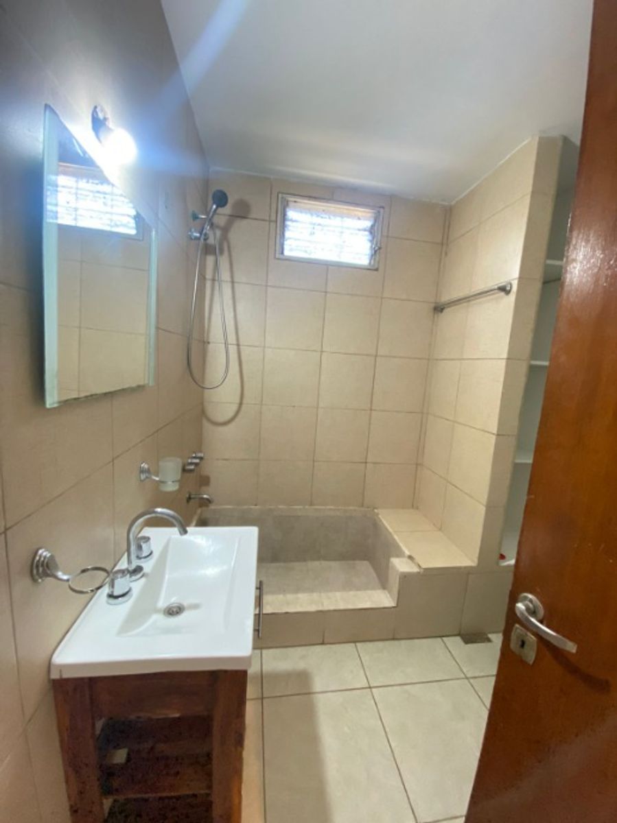 DEPARTAMENTO DE 3 AMBIENTES EN PLANTA BAJA - CASTELAR NORTE - 10