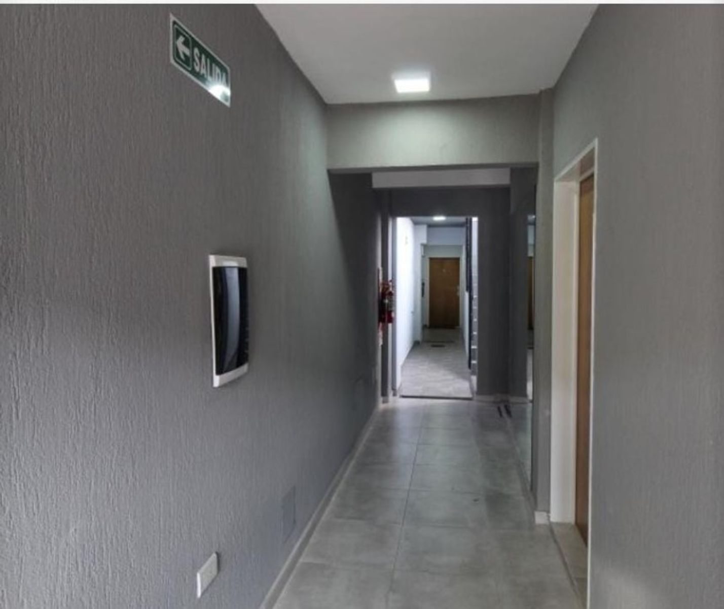 DEPARTAMENTO DE 2 AMBIENTES EN VENTA - SAN JUSTO - 1