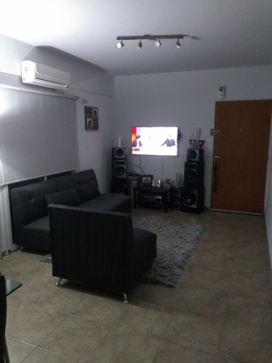 DEPARTAMENTO DE 2 AMBIENTES EN VENTA - SAN JUSTO - 7