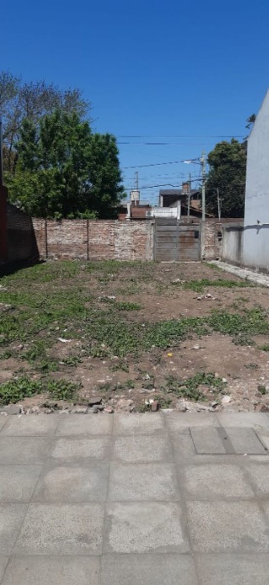 CASA AMERICANA A REFFACIONAR EN VENTA - ITUZAINGO NORTE - 2