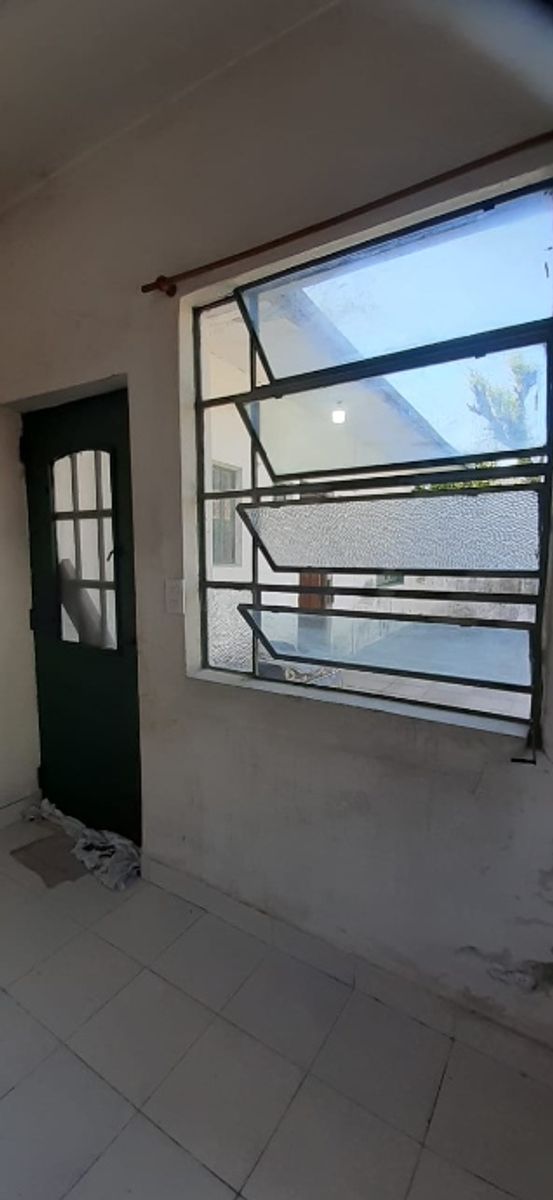 CASA AMERICANA A REFFACIONAR EN VENTA - ITUZAINGO NORTE - 9