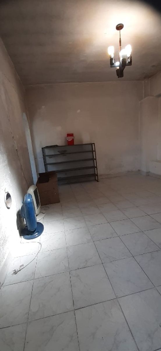 CASA AMERICANA A REFFACIONAR EN VENTA - ITUZAINGO NORTE - 11