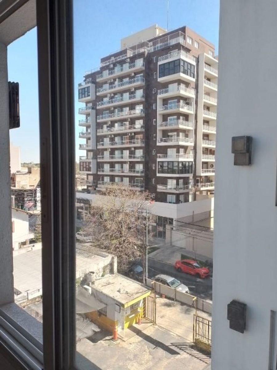 DEPARTAMENTO DE 2 AMBIENTES EN VENTA - MORON NORTE - 13