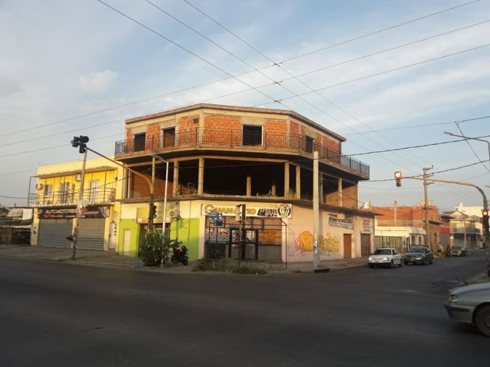 PISO EN VENTA A TERMINAR - ISIDRO CASANOVA - 2