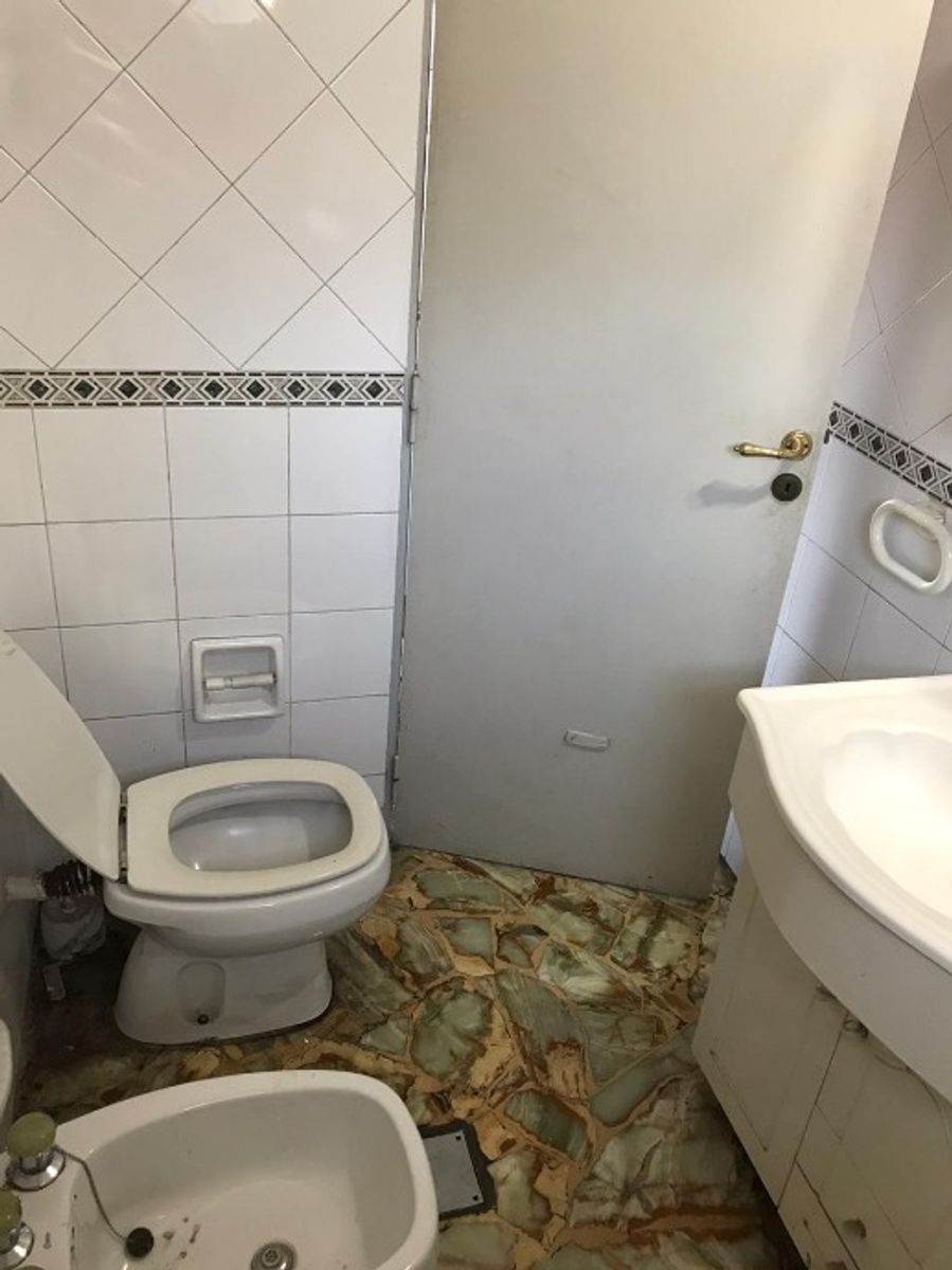 DEPARTAMENTO DE 3 AMBIENTES EN VENTA - MORON CENTRO - 11