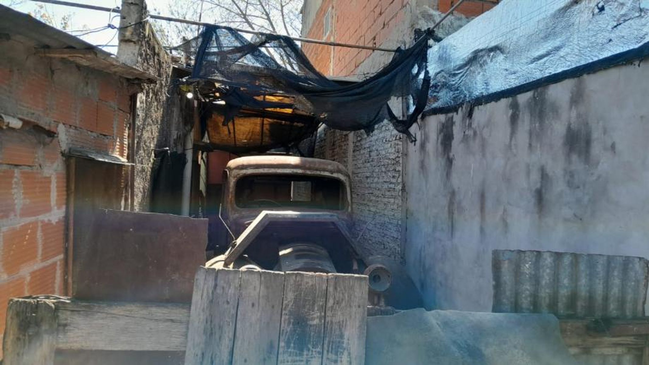 CASA DE 3 AMBIENTES A REFACCIONAR EN VENTA - 13