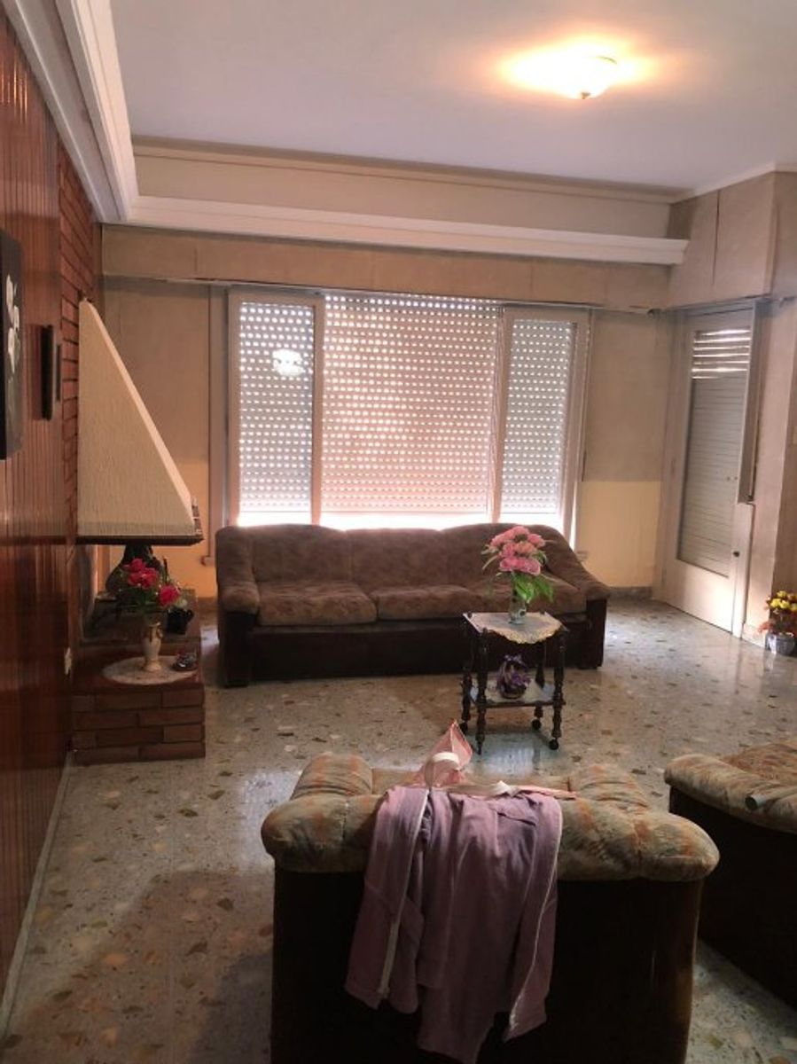 CASA PH EN VENTA EN PRIMER PISO - 3