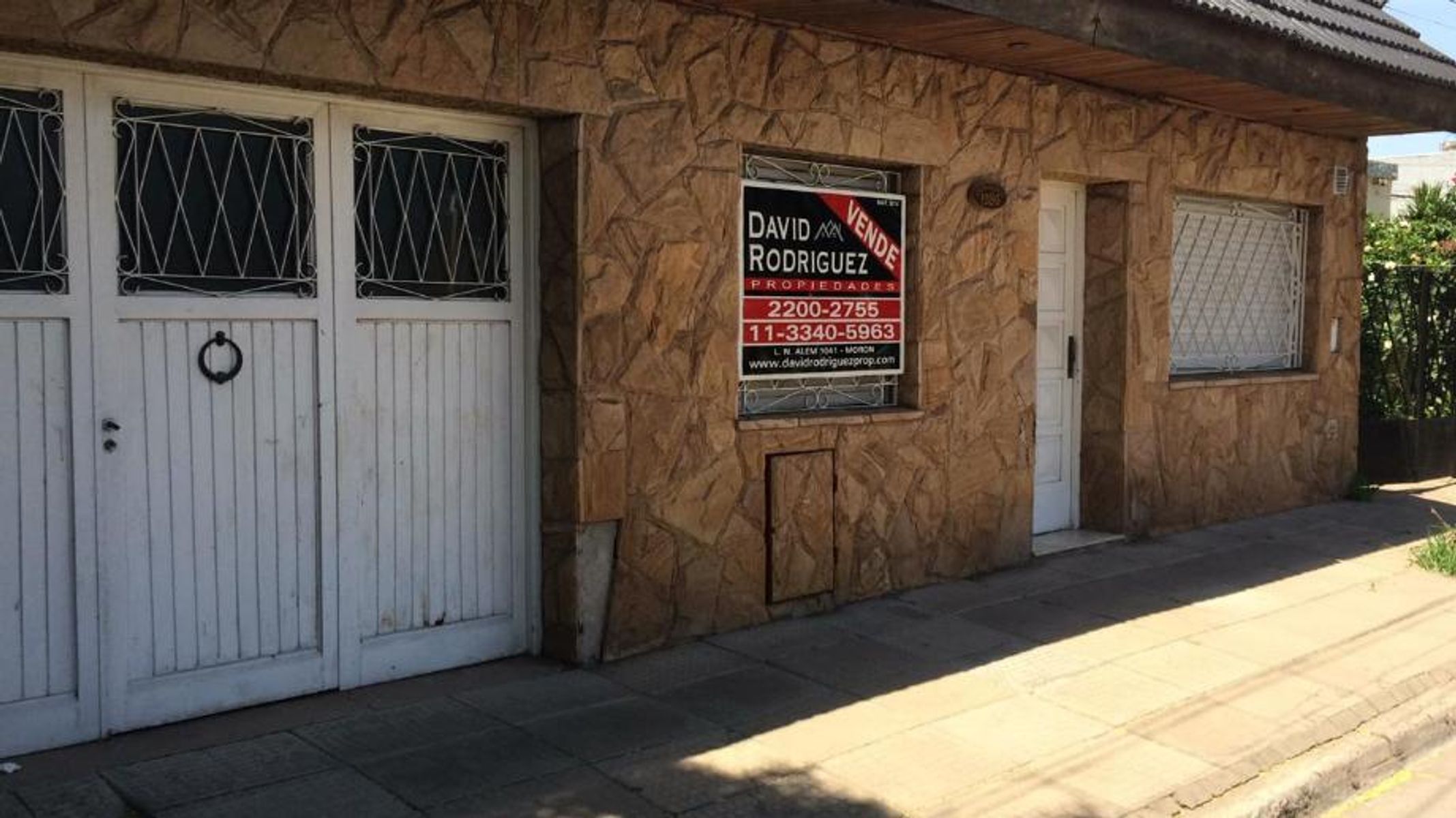 CASA AMERICANA DE 4 AMBIENTES - 2
