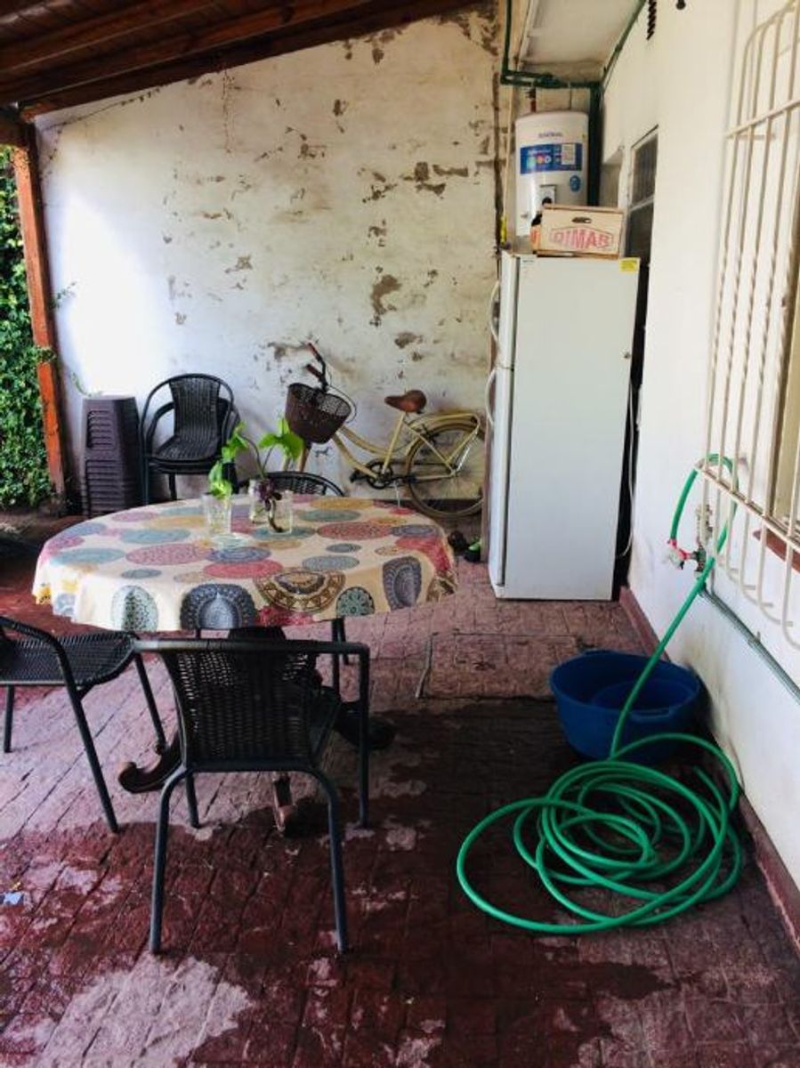 CASA AMERICANA DE 4 AMBIENTES - 11