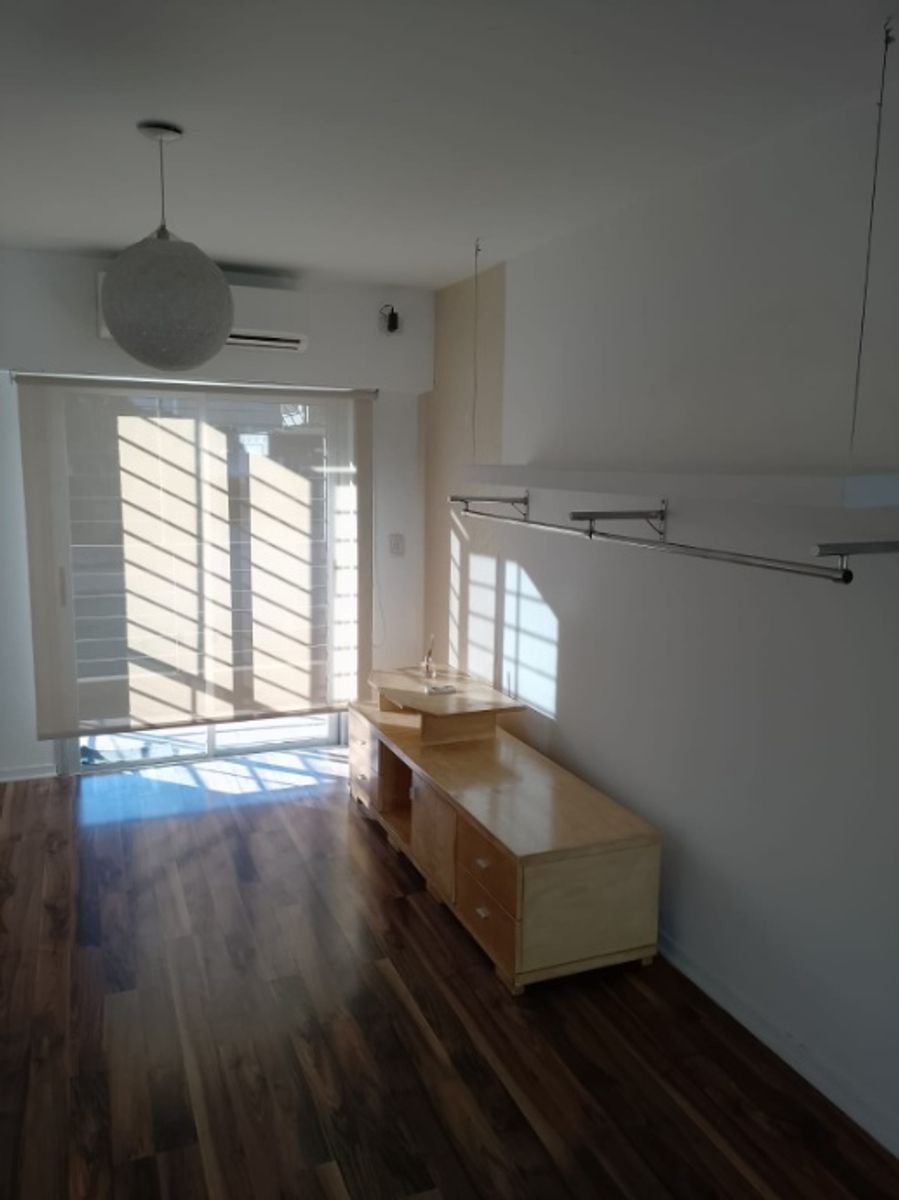 DEPARTAMENTO MONOAMBIENTE EN VENTA - MORON CENTRO - 7