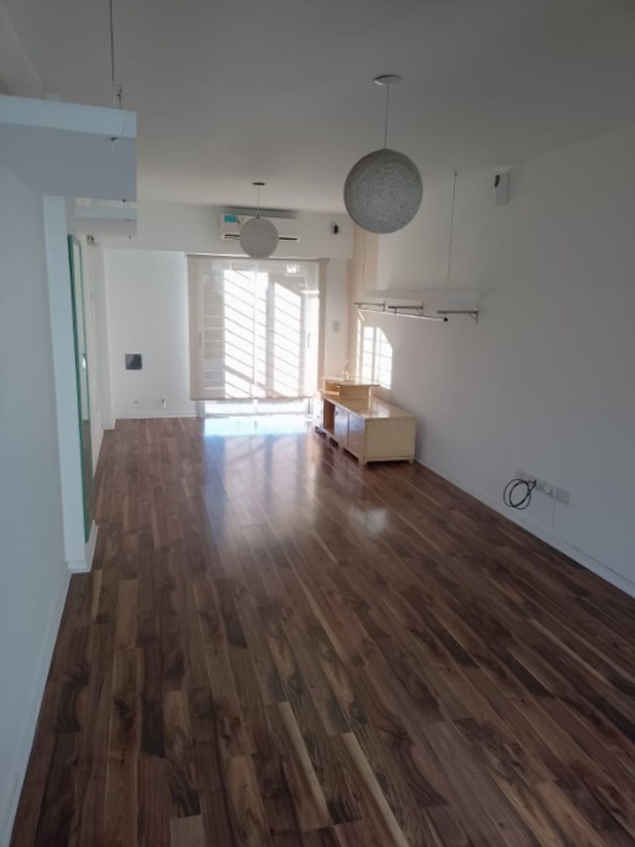 DEPARTAMENTO MONOAMBIENTE EN VENTA - MORON CENTRO - 10