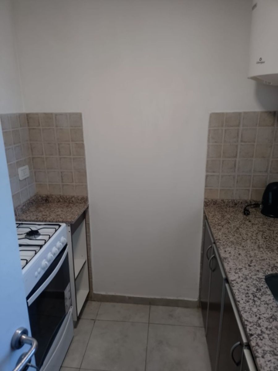 DEPARTAMENTO MONOAMBIENTE EN VENTA - MORON CENTRO - 13