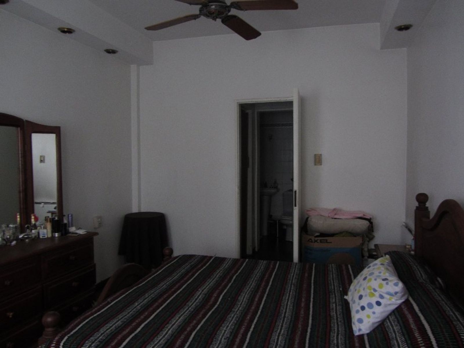 CHALET DE 4 AMBIENTES EN VENTA - MORON - 8