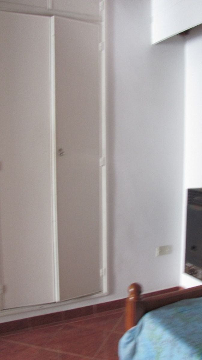 CHALET DE 4 AMBIENTES EN VENTA - MORON - 15