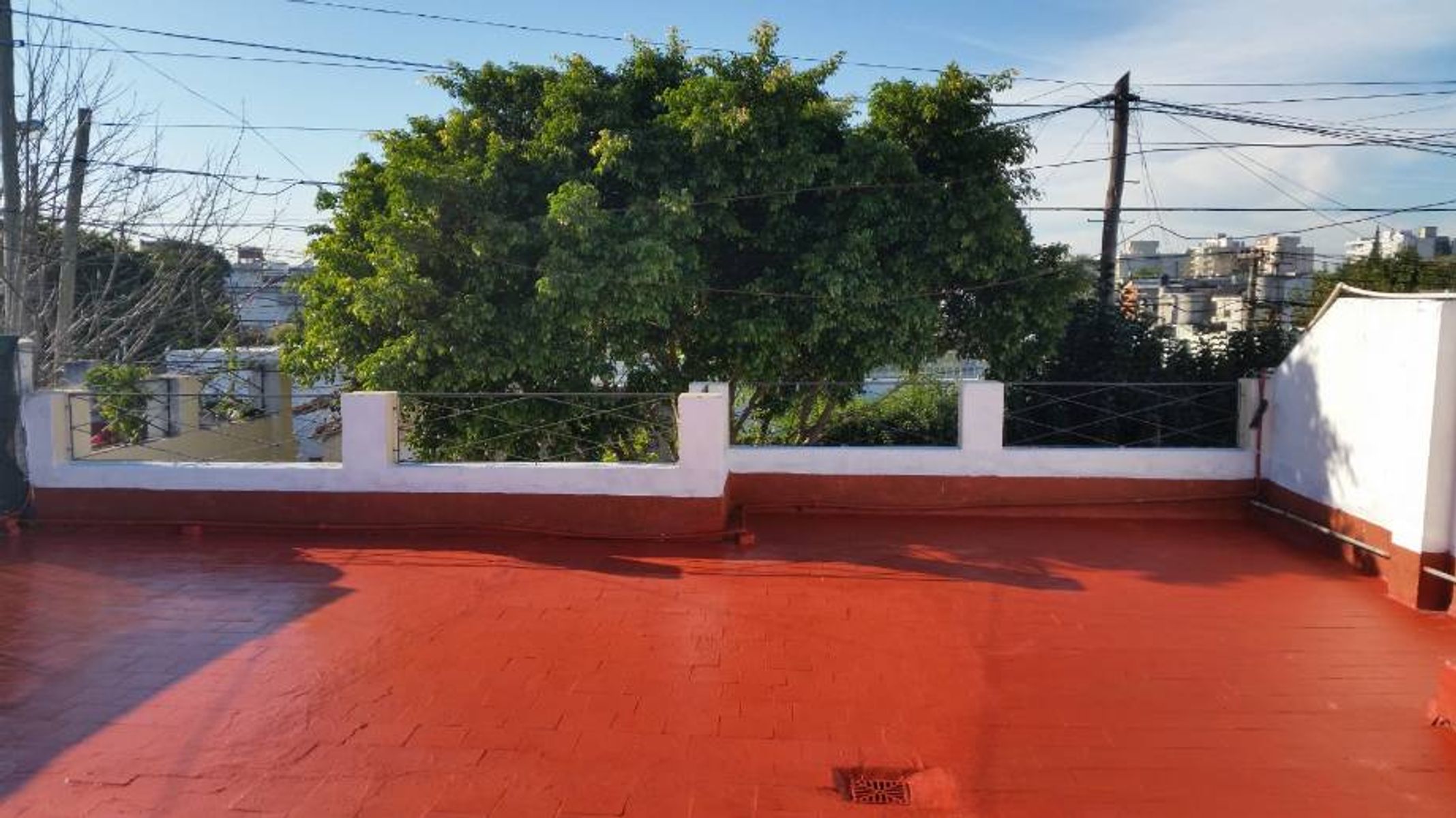 CASA AMERICANA IDEAL DOS FAMILIAS EN VENTA - CASTELAR NORTE - 19