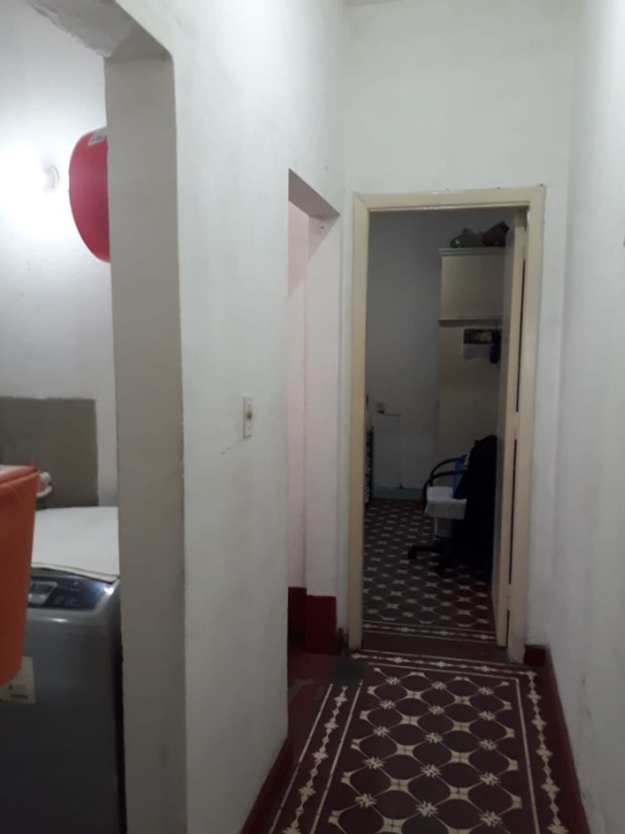 CASA AMERICANA IDEAL DOS FAMILIAS EN VENTA - CASTELAR NORTE - 23