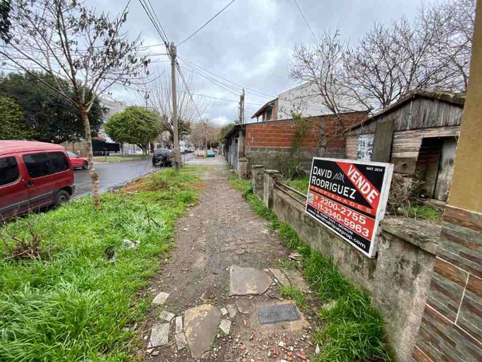 LOTE DE 257 M2 EN VENTA - VILLA LUZURIAGA - 2