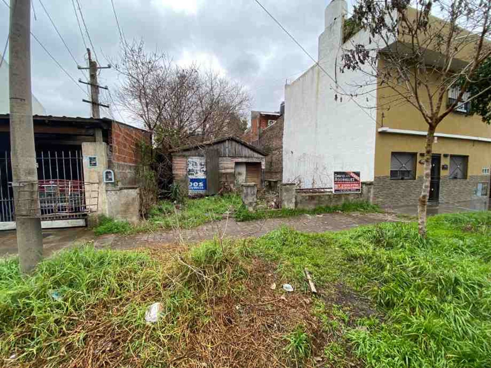 LOTE DE 257 M2 EN VENTA - VILLA LUZURIAGA - 3