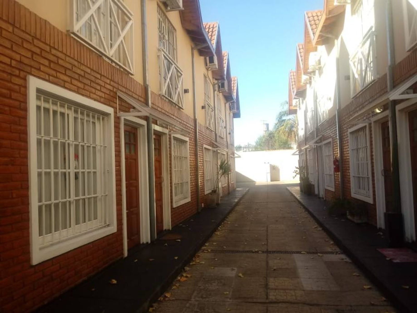 DUPLEX DE 2 AMBIENTES Y MEDIO EN VENTA - HAEDO NORTE - 2