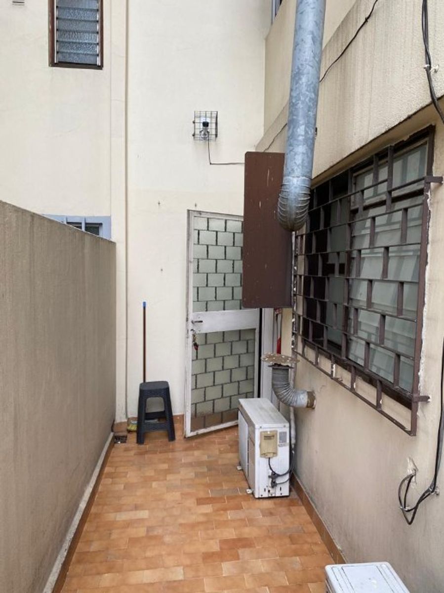 DEPARTAMENTO DE 3 AMBIENTES APTO PROFESIONAL EN VENTA - MORON CENTRO - 11