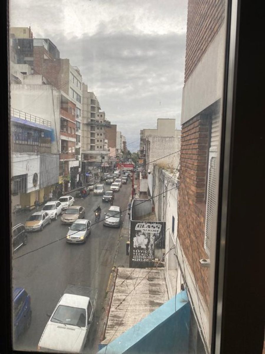 DEPARTAMENTO DE 3 AMBIENTES APTO PROFESIONAL EN VENTA - MORON CENTRO - 12