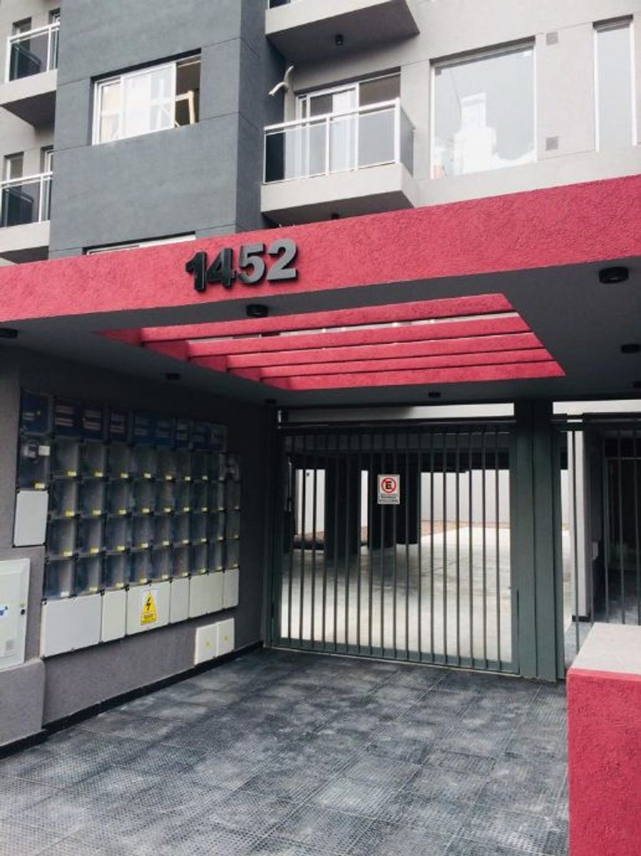 DEPARTAMENTO DE 3 AMBIENTES EN VENTA - MORON - 2