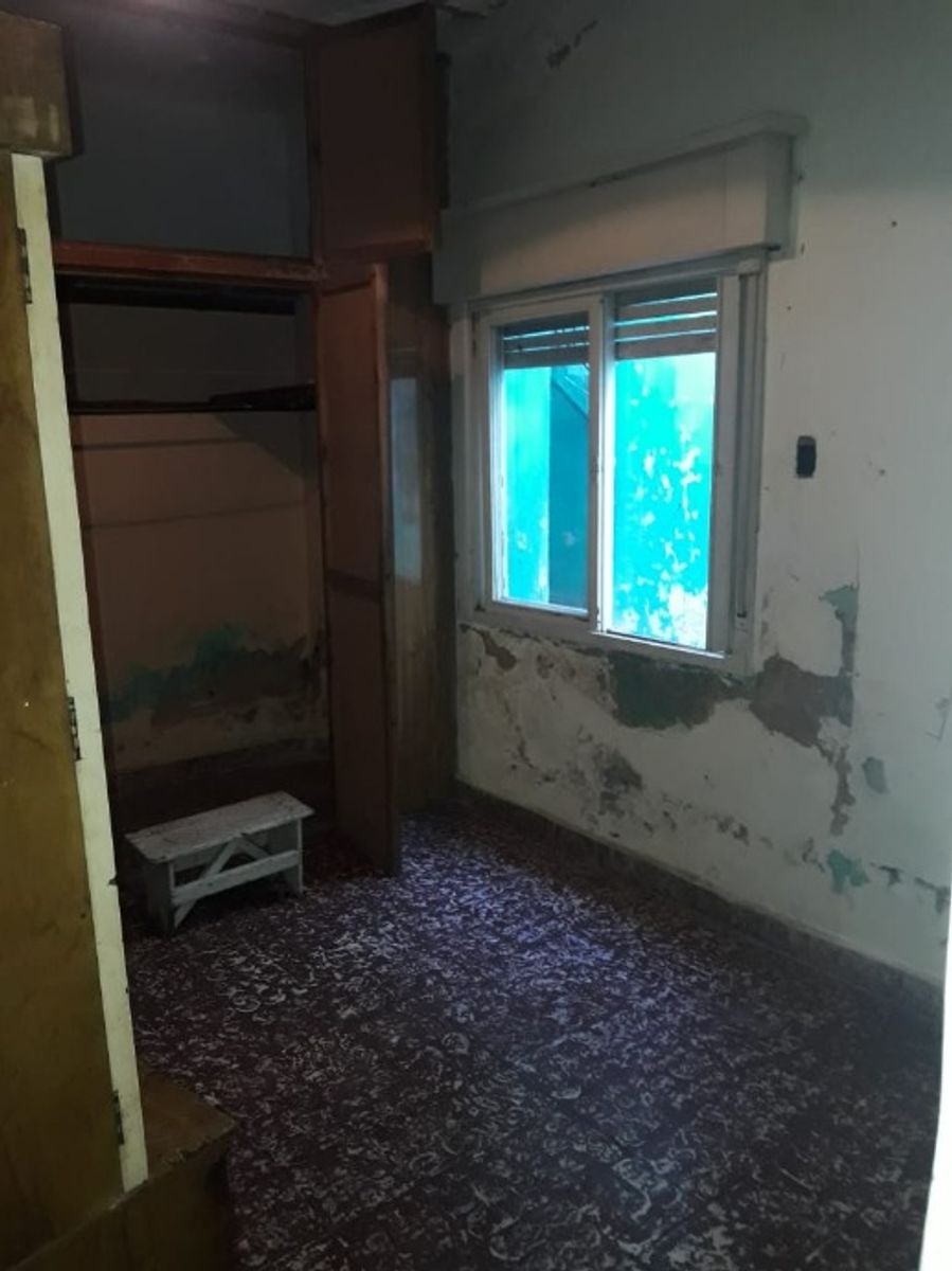 CASA AMERICANA DE 3 AMBIENTES + 2 LOCALES EN VENTA - MORON SUR - 8
