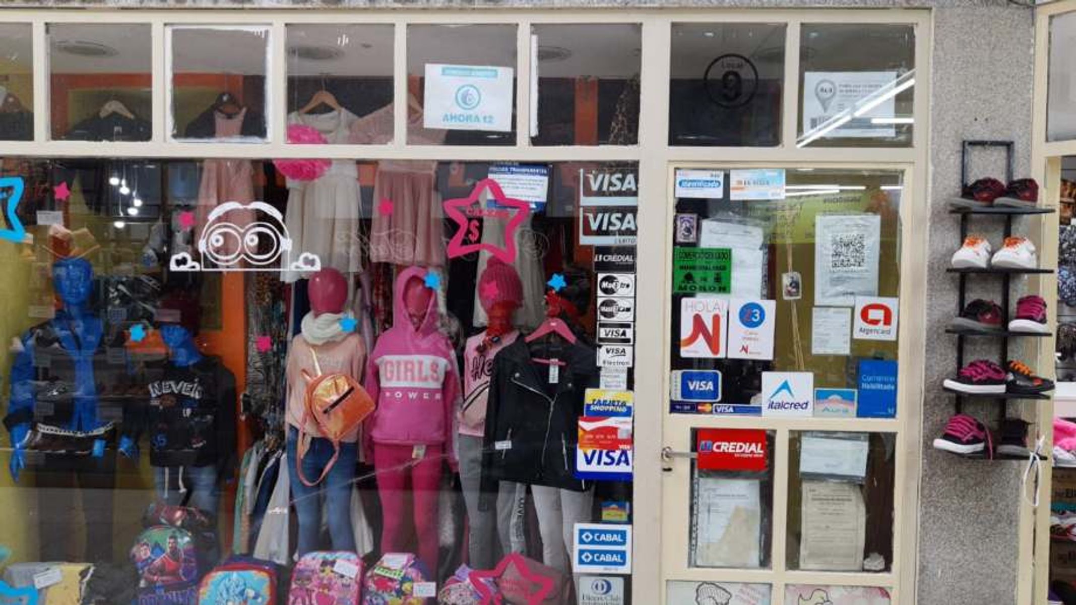 LOCAL COMERCIAL EN GALERIA CIUDAD - 5
