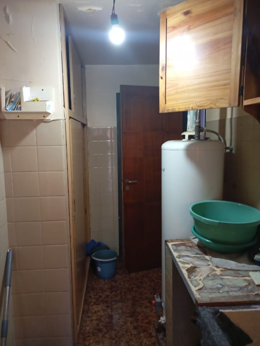 CHALET DE 4 AMBIENTES EN VENTA - MORON - 23