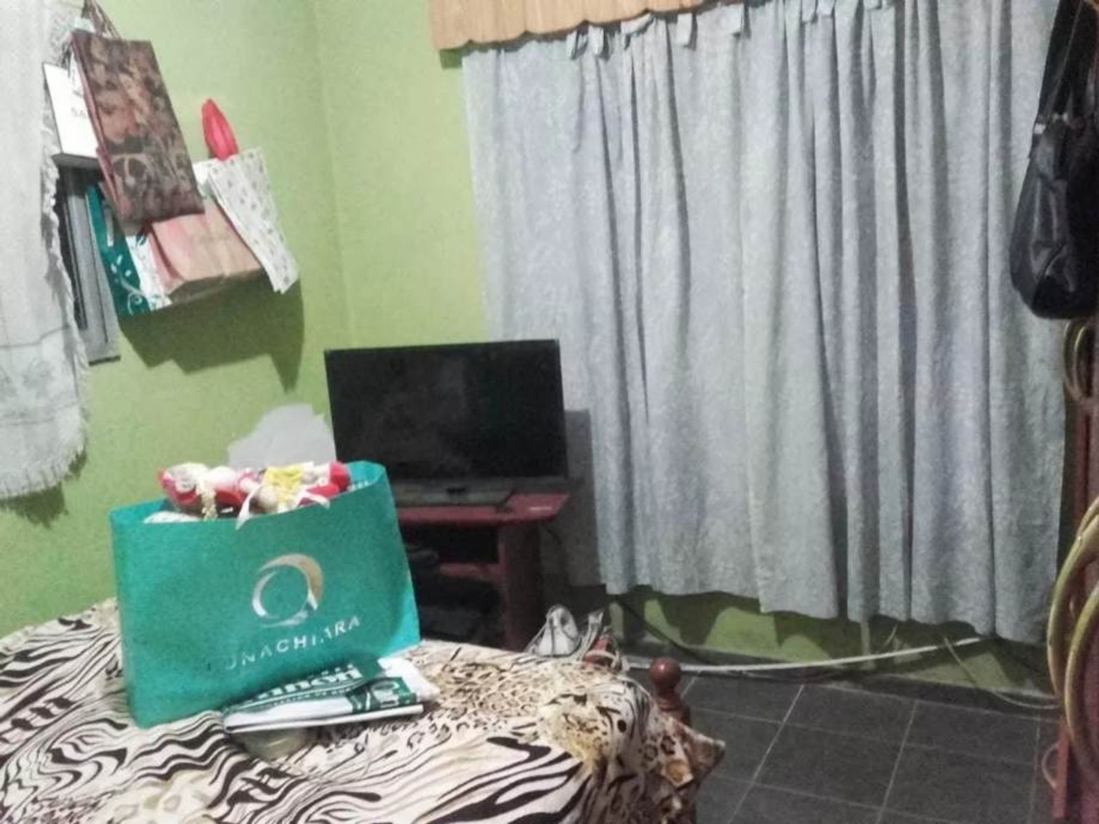 CASA DE 4 AMBIENTES EN VENTA - CASTELAR SUR - 6