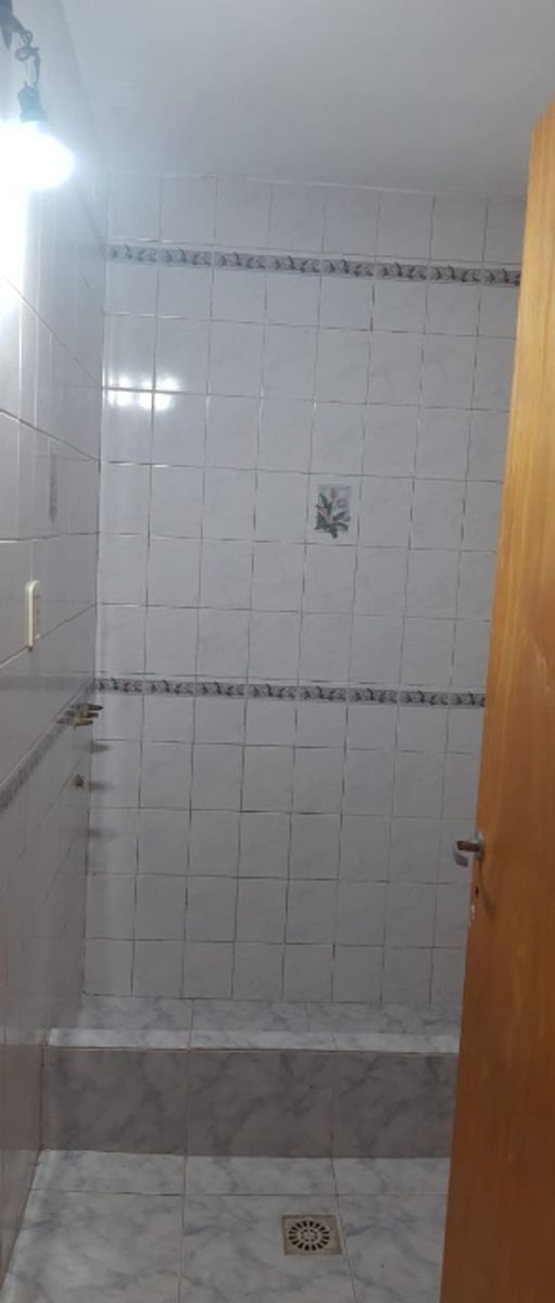 BLOCK DE 3 DEPARTAMENTOS A LA VENTA - 13