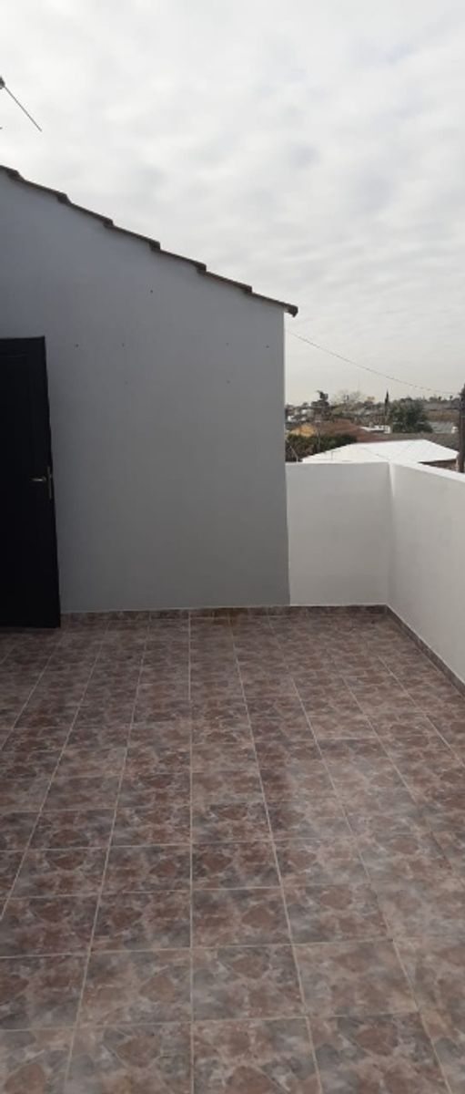 BLOCK DE 3 DEPARTAMENTOS A LA VENTA - 24