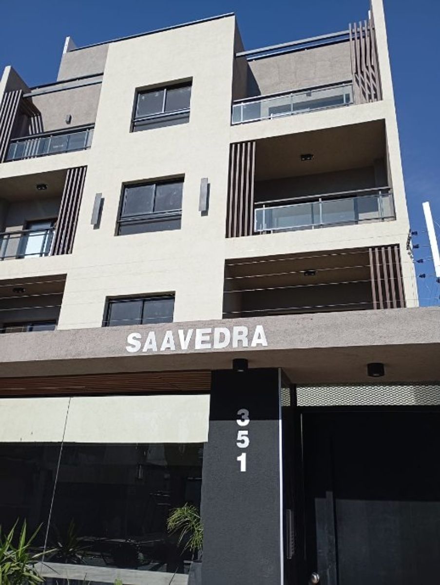 EXCELENTE DEPARTAMENTO A ESTRENAR CON PATIO TERRAZA Y COCHERA - 1
