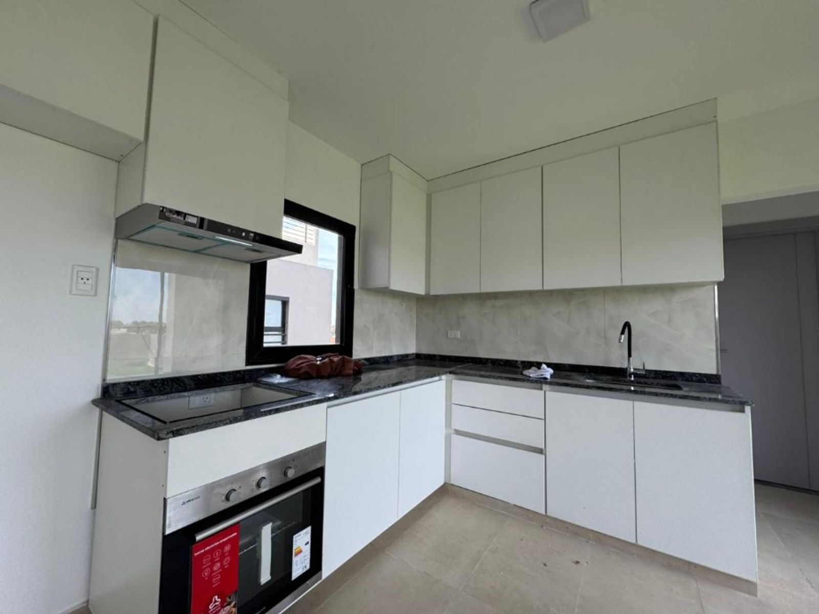 EXCELENTE DEPARTAMENTO A ESTRENAR CON PATIO TERRAZA Y COCHERA - 5