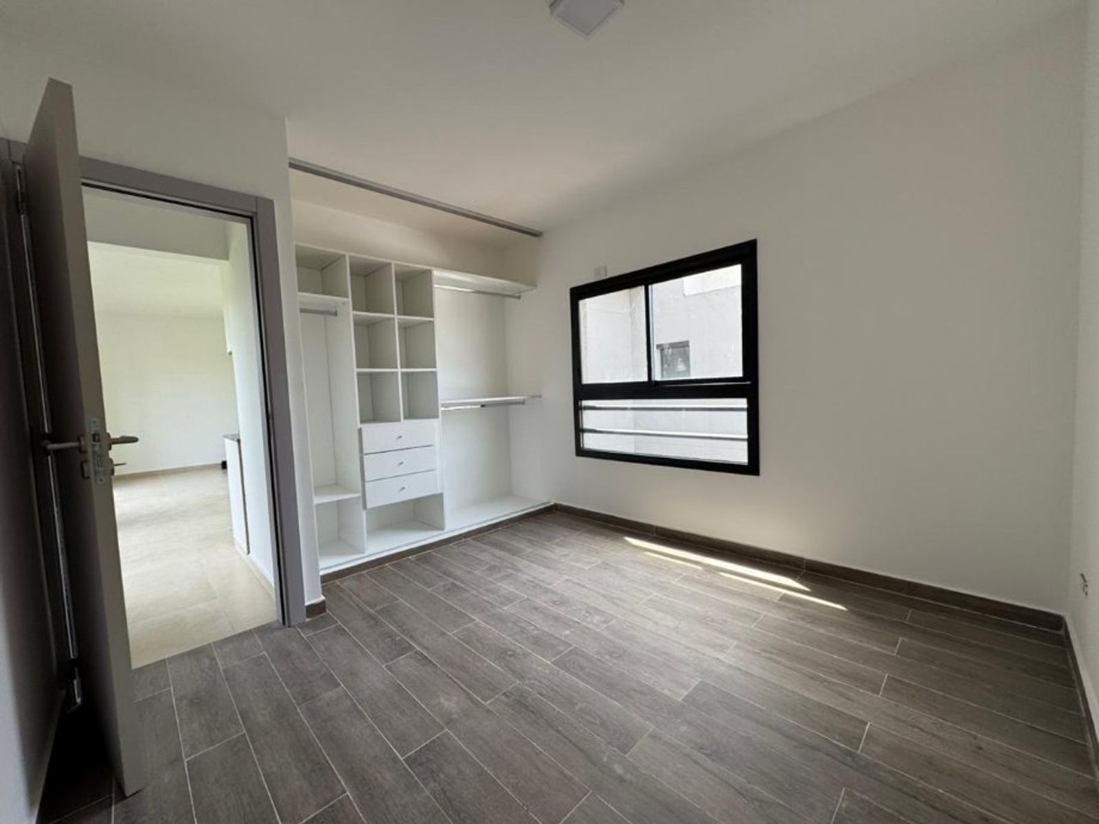 EXCELENTE DEPARTAMENTO A ESTRENAR CON PATIO TERRAZA Y COCHERA - 10
