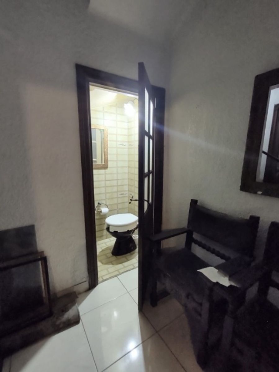 CASA DE 4 AMBIENTES - MORON NORTE - 3