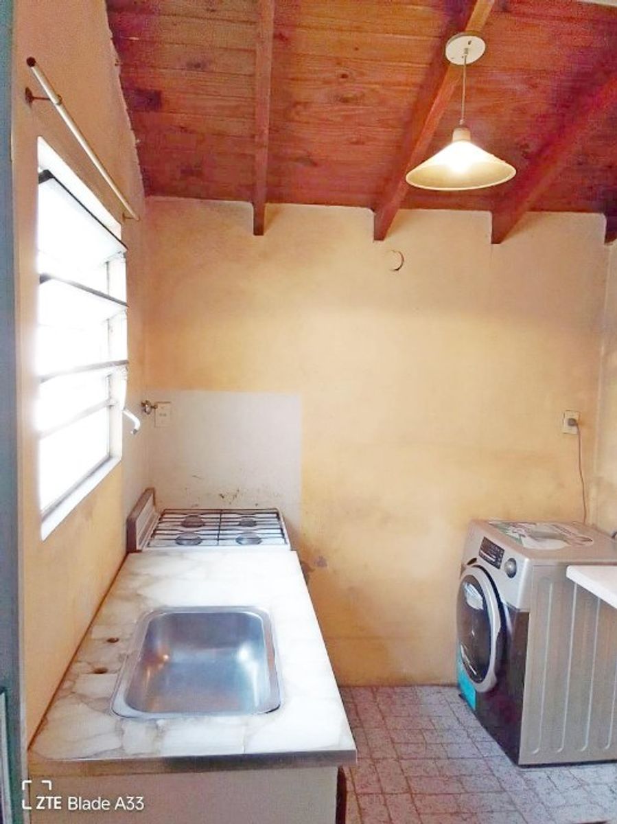 CASA AMERICANA EN MORON SUR - 13